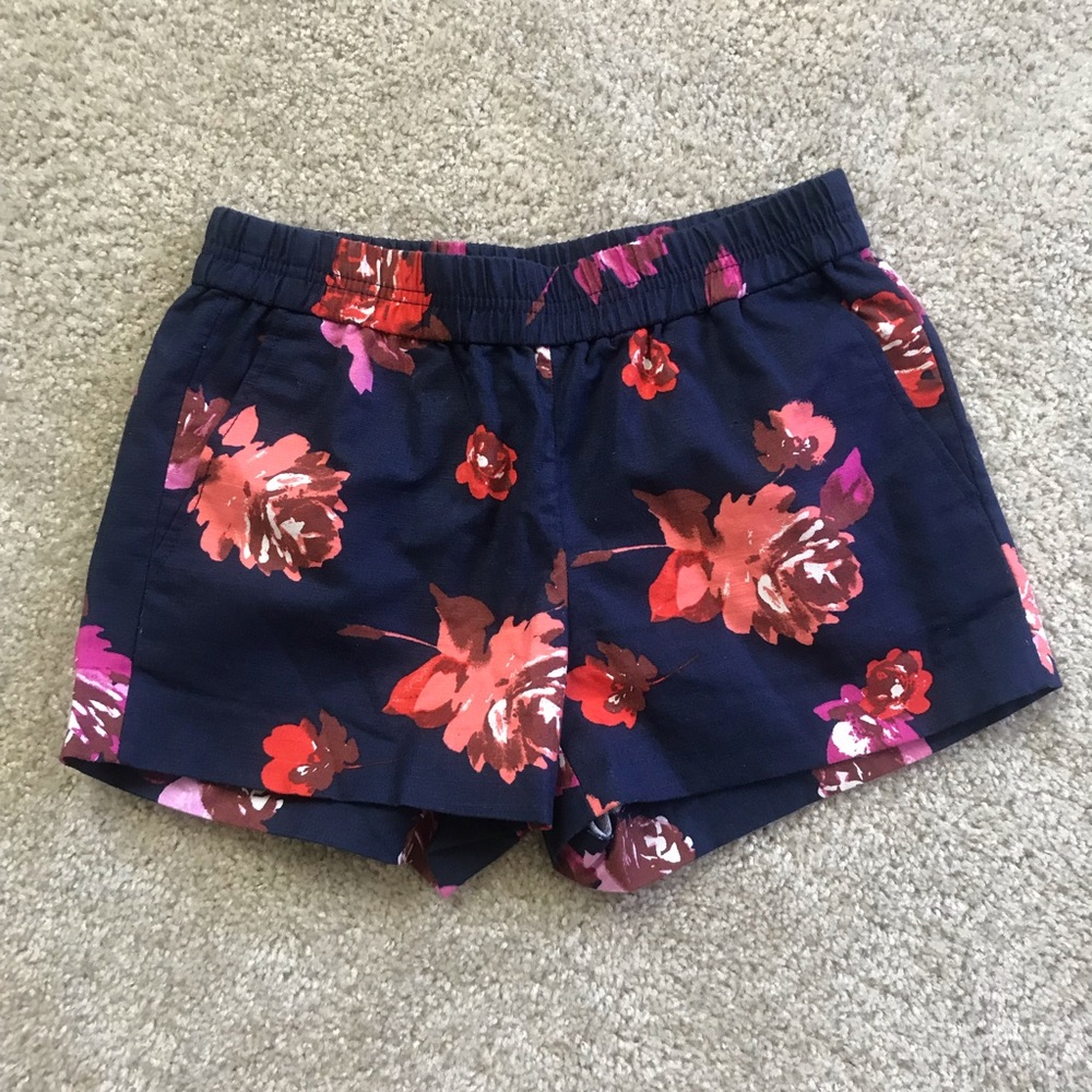 JCREW FLORAL SHORTS 🌺